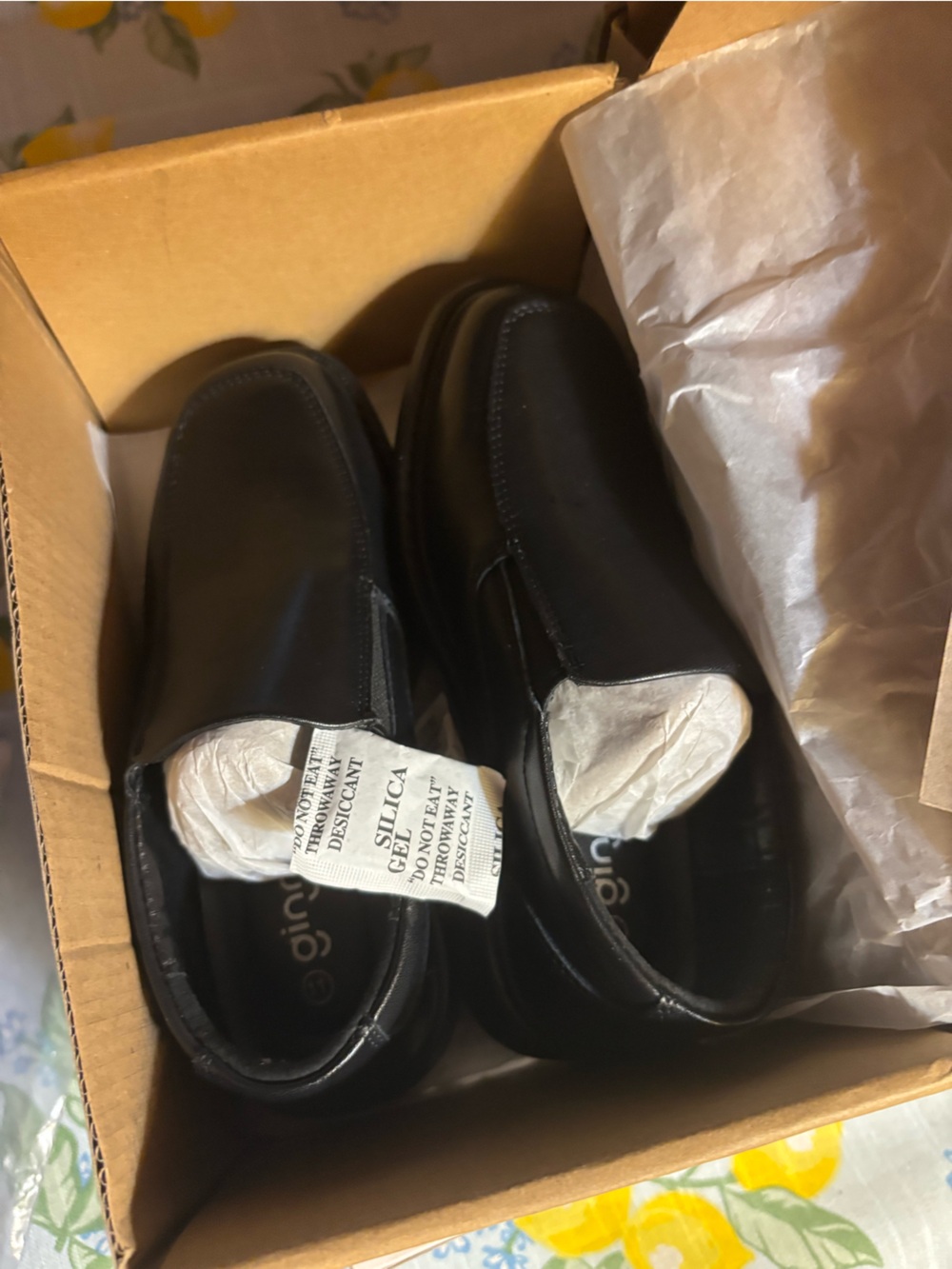 Boys kids Slip-On Black Comfort Shoes size 11